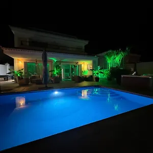 Puerto Santiago: Luxury 5-bedroom With Pool And Disabled Access Villa Puerto de Santiago (Tenerife)